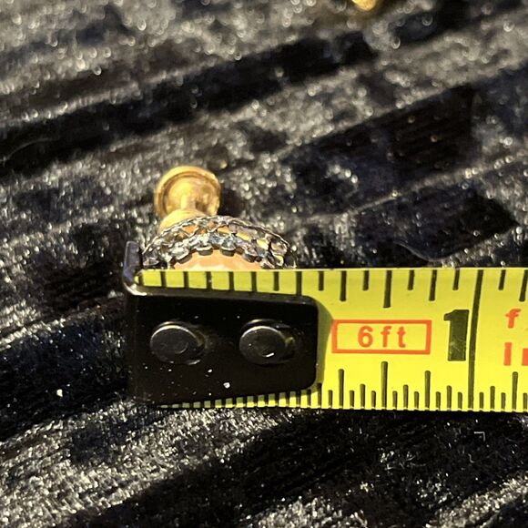 VTG Reis & Co. 1/20 12k Gold Filled Filigree Tiny Cameo Screw Back Earrings - Picture 7 of 7